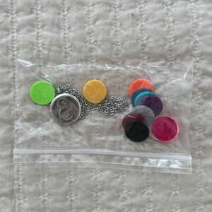 E essential oil necklace